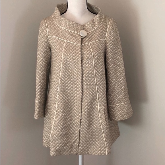BCBG Jackets & Blazers - 🎉host pick 🎉 BCBGirls spring coat Small vintage